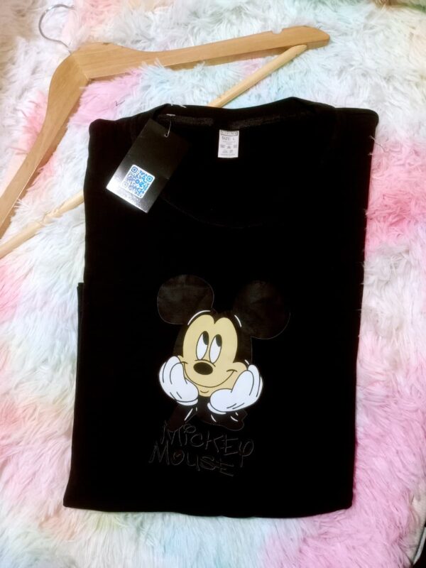 Blusa negra logo mikey mouse