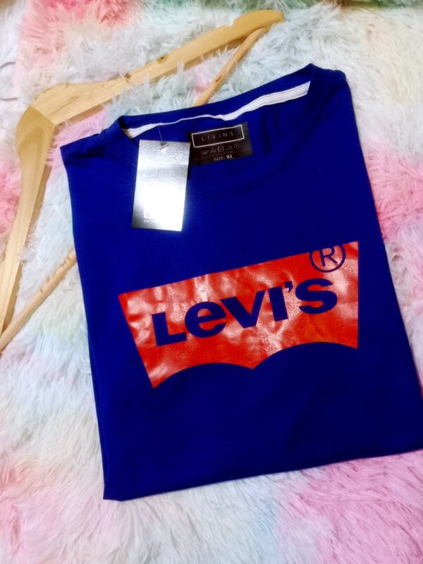 Blusa azul logo levis