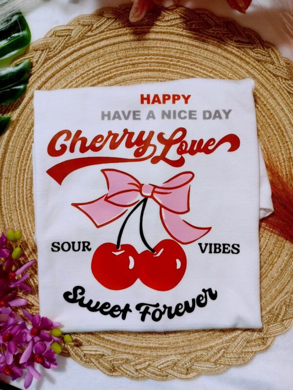 Blusa blanca logo cherry love